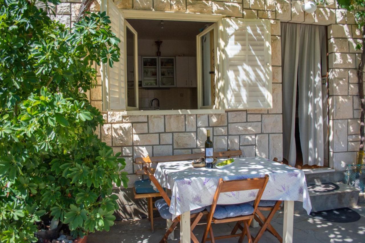 Willa Stone House Dioniz Brnistrova Zewnętrze zdjęcie
